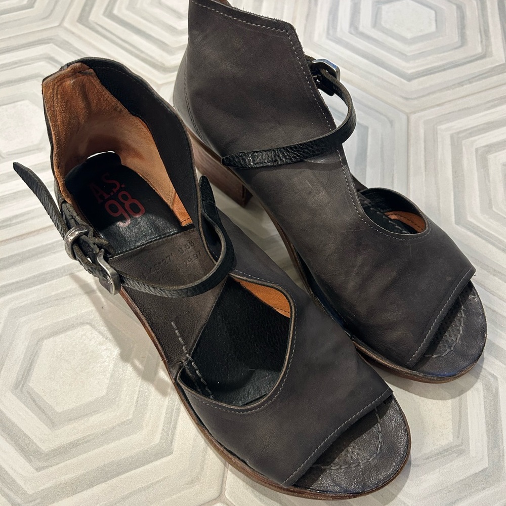 A.S.98 Black Leather Heels